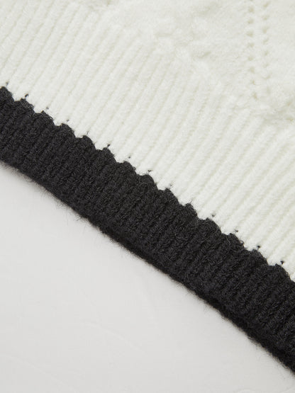 Şık Görünüm İçin Trend Renkli Kenar Detaylı Bağcıklı Örme Hırka