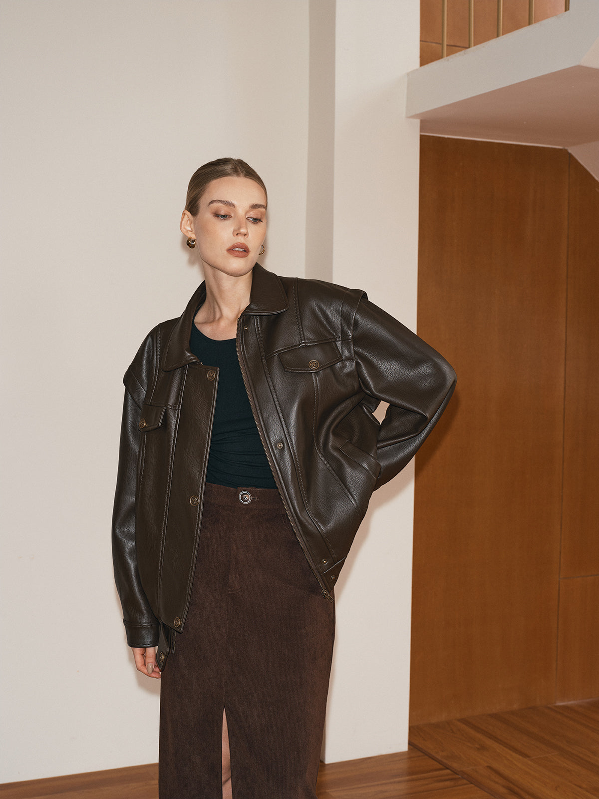 Şık Kadınlar ve Erkekler Lapele PU Deri Ceket - Trendy Bir Görünüm İçin Mükemmel