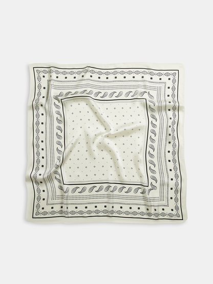 Kare Desenli Şık ve Trendy Paisley Eşarp