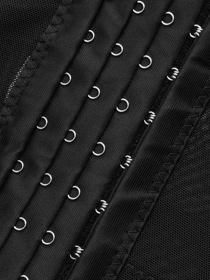 En şık görünüm için zincir ve askılı en üst korset