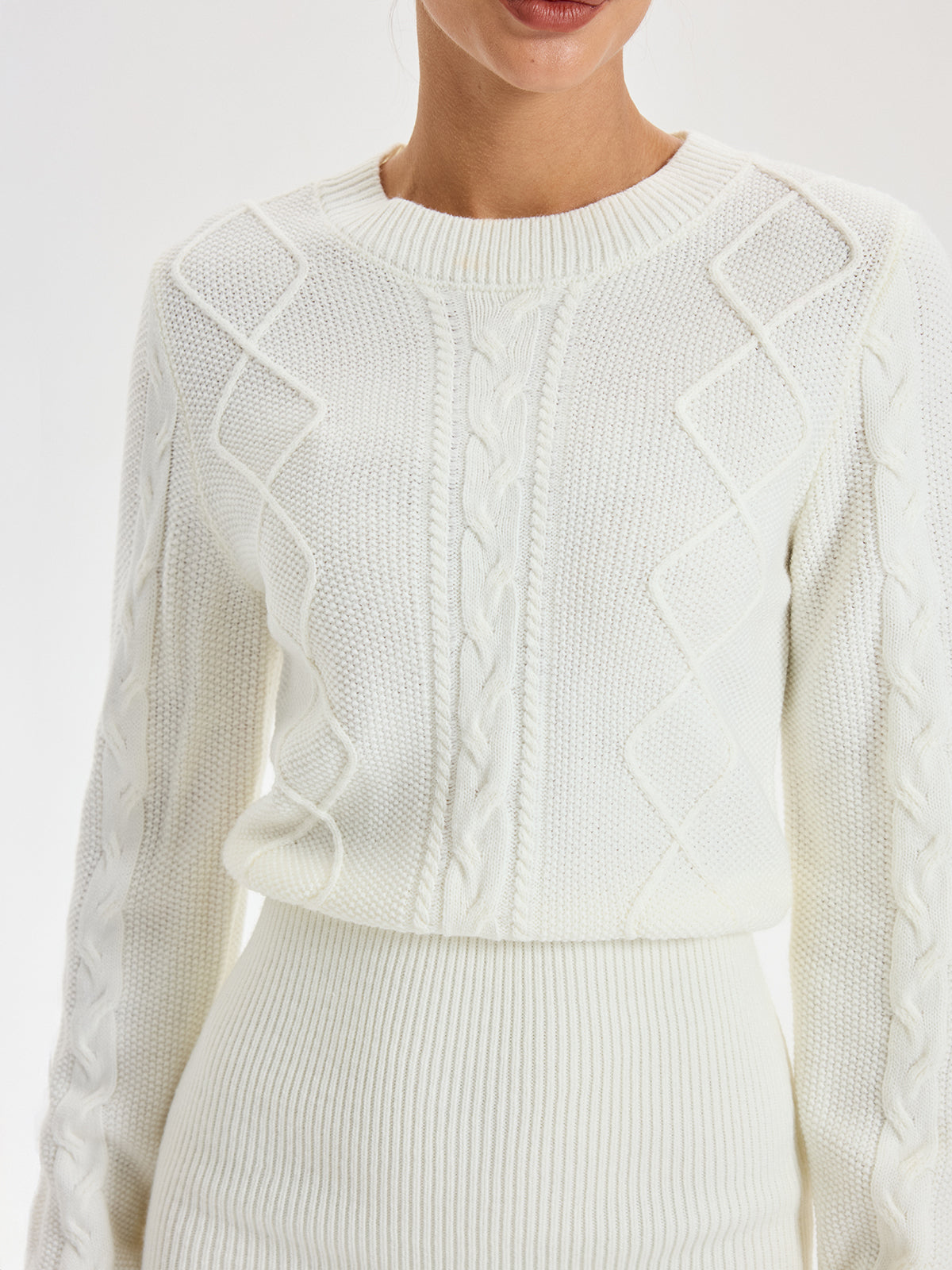 Kablo Örgü Bisiklet Yaka Triko Elbise Beyaz Kısa Kesim